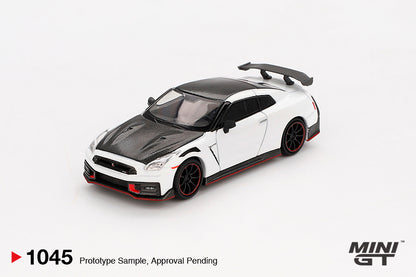 Mini GT 1045 Nissan GT-R Nismo 2024 Brilliant White Pearl